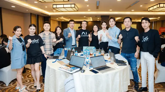 Học viên workshop chụp ảnh cùng Lê Duy Hiệp