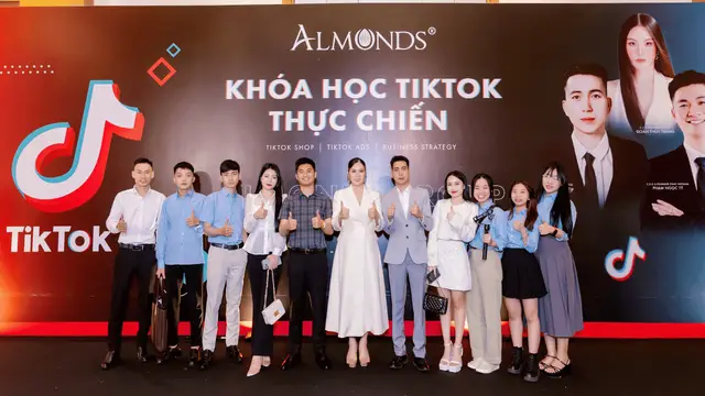 Ảnh lưu niệm Khoá học TikTok Thực Chiến