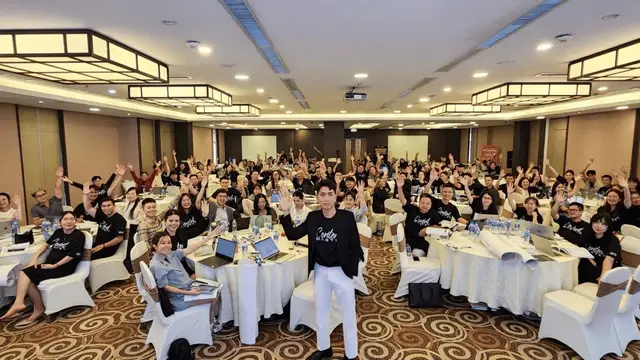 Workshop thực hành cùng chủ doanh nghiệp tại hội trường